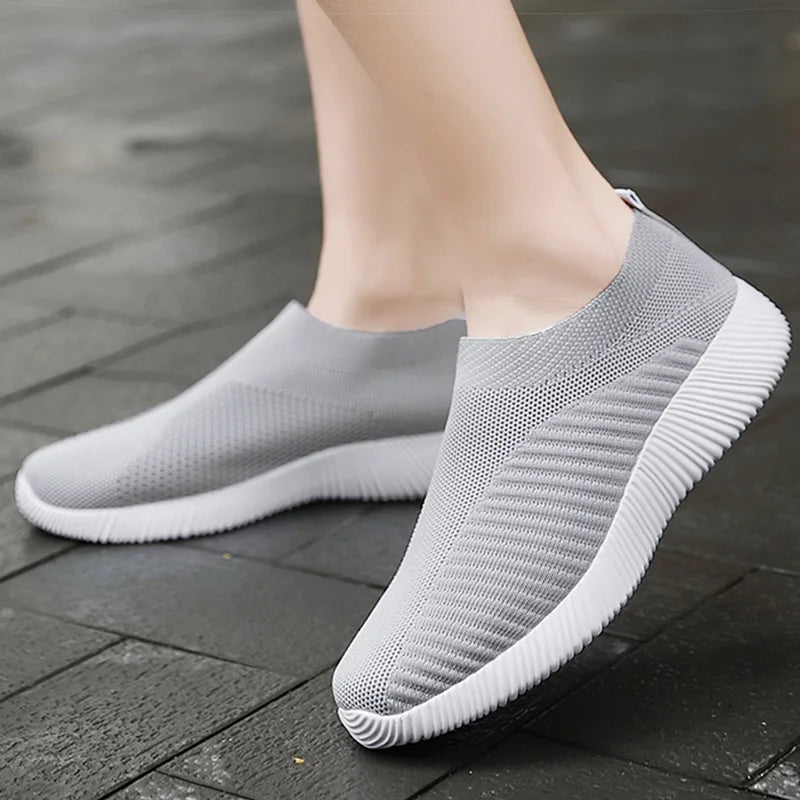 Breathable Women’s Flats – Lightweight Spring Sneakers