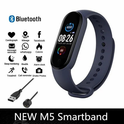 Smartwatch with Bluetooth Sync