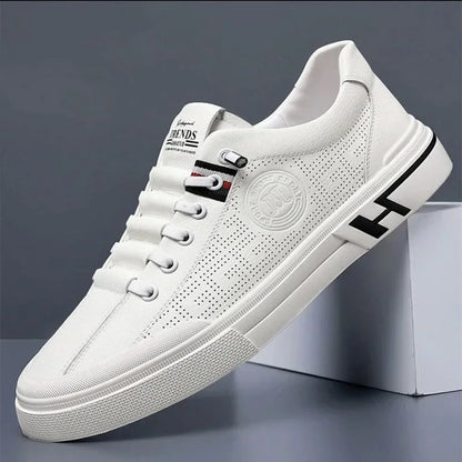 Men Sneakers 2024 Autumn New Embossed Breathable White Shoes Trendy Thick Soled Student Comfort Sports Leisure Skateboard Shoes